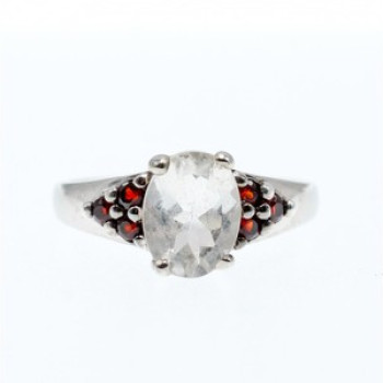925 Sterling Silver Goshenite & Garnet Ring Size 8