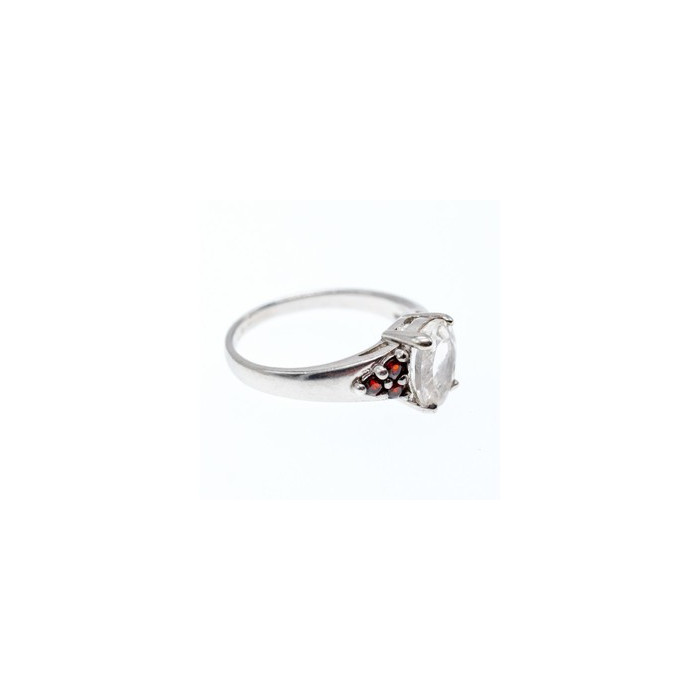 925 Sterling Silver Goshenite & Garnet Ring Size 8