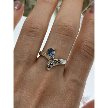 925 Sterling Silver Topaz & Marcasites Ring Size 10