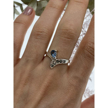925 Sterling Silver Topaz & Marcasites Ring Size 10