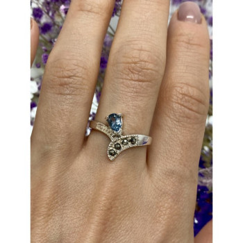 925 Sterling Silver Topaz & Marcasites Ring Size 10