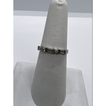 925 Sterling Silver & CZ Ring Size 6.5