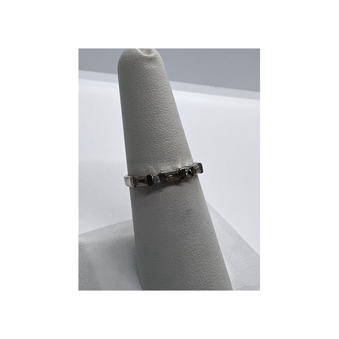 925 Sterling Silver & CZ Ring Size 6.5