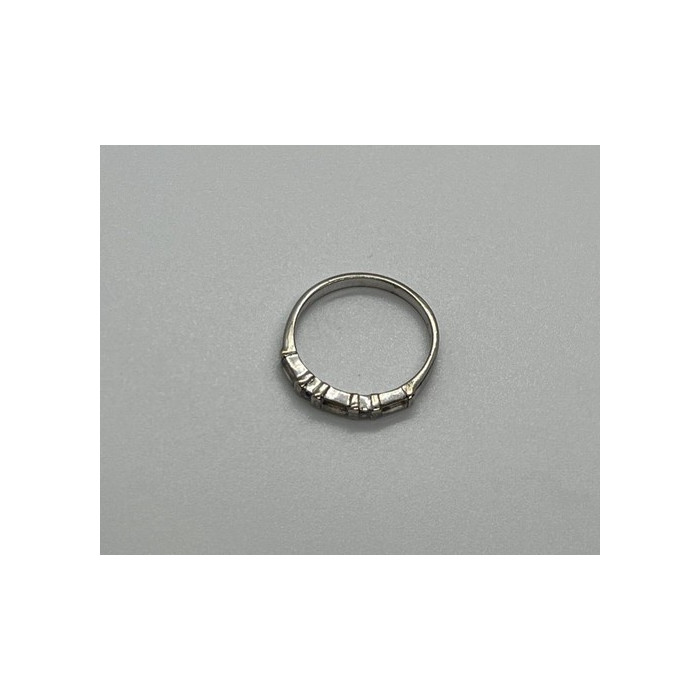 925 Sterling Silver & CZ Ring Size 6.5