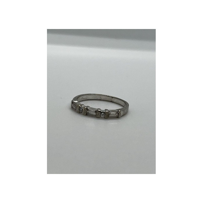 925 Sterling Silver & CZ Ring Size 6.5