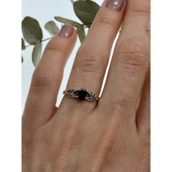 925 Sterling Silver Garnet & Marcasites Ring Size 7