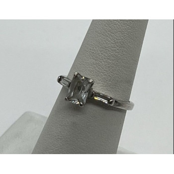 925 Sterling Silver & CZ Ring Size 6.5