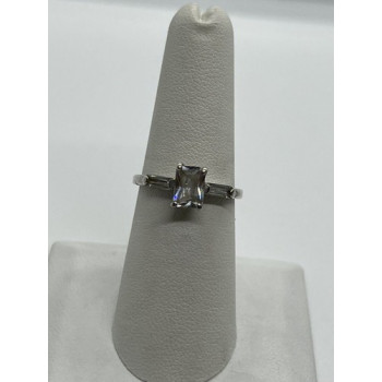 925 Sterling Silver & CZ Ring Size 6.5