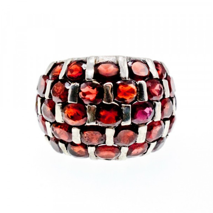 925 Sterling Silver Garnet Ring Size 8