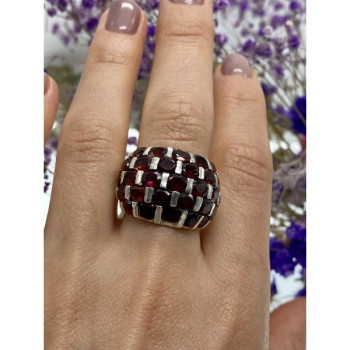 925 Sterling Silver Garnet Ring Size 8