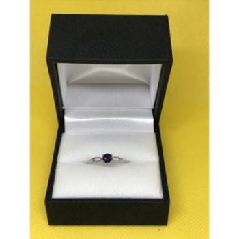 925 Sterling Silver Purple CZ Ring Size 8.5
