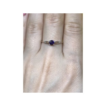 925 Sterling Silver Purple CZ Ring Size 8.5