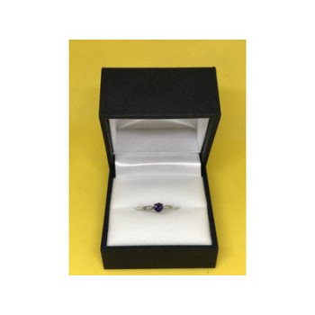 925 Sterling Silver Purple CZ Ring Size 8.5