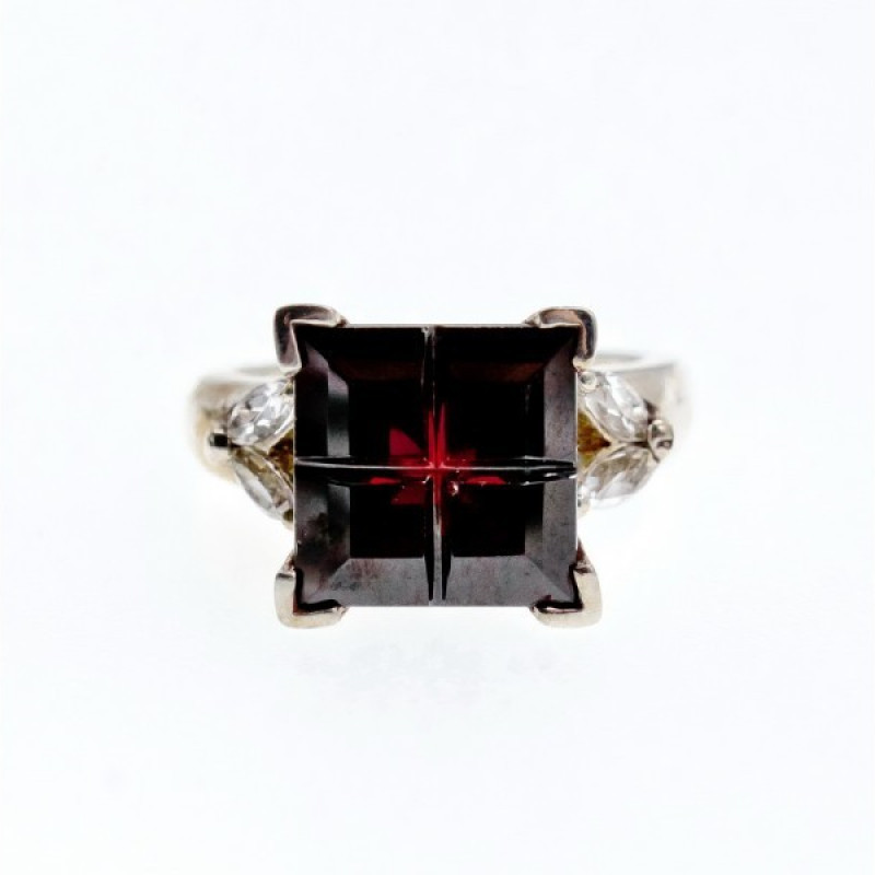 925 Sterling Silver Spessartine & Goshenite Ring Size 6.5