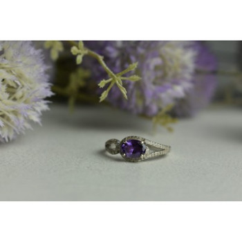 925 Sterling Silver Amethyst & CZ Ring Size 8