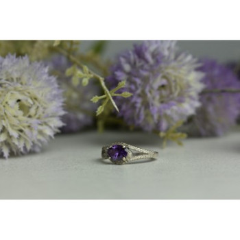 925 Sterling Silver Amethyst & CZ Ring Size 8