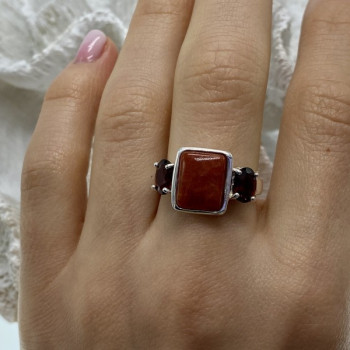 925 Sterling Silver Agate & Garnet Ring Size 9.5