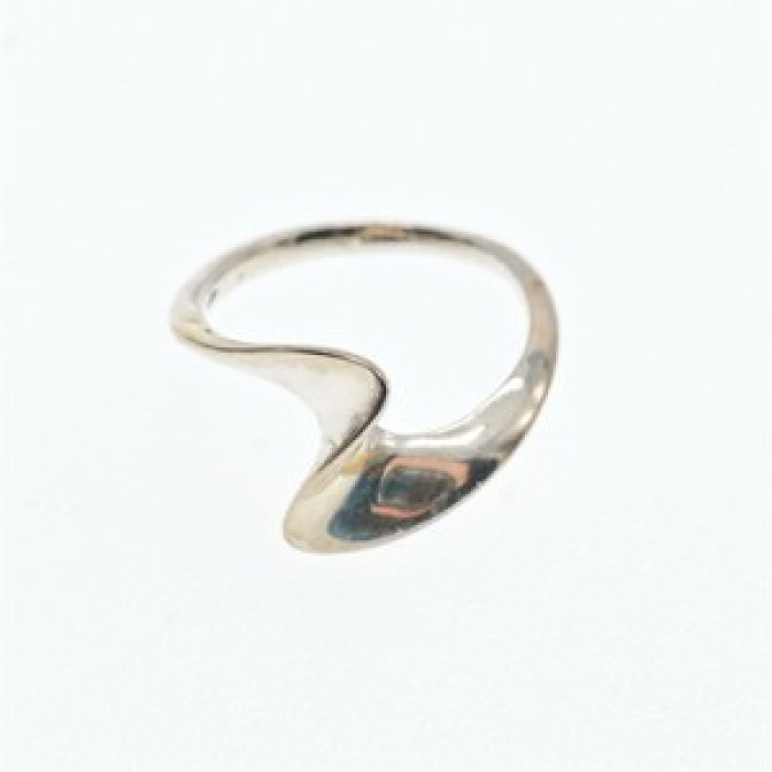 925 Sterling Silver Ring Size 4.5