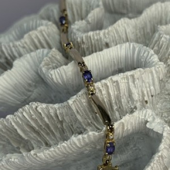 14K Yellow Gold Tanzanite & Diamond Bracelet Length 7.5 Inch