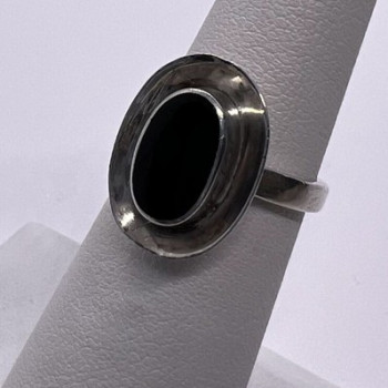 925 Sterling Silver & Onyx Soma Ring Size 5