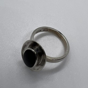 925 Sterling Silver & Onyx Soma Ring Size 5