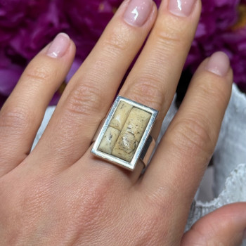Vintage 925 Sterling Silver Yashma Versions Ring Size 7