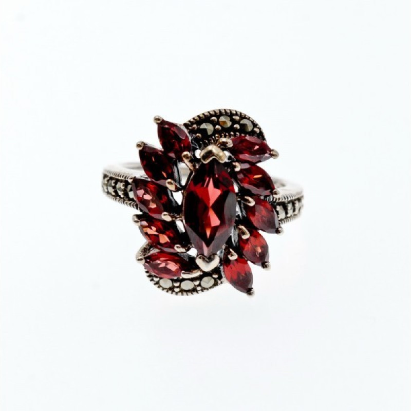 925 Sterling Silver Spessartine & Marcasites Ring Size 6.5