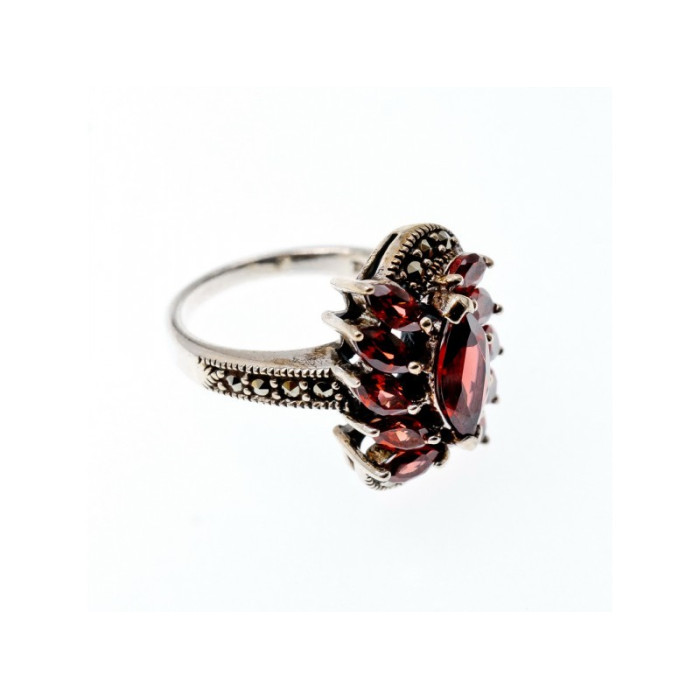 925 STERLING SILVER SPESSARTINE & MARCASITES RING SIZE 6.5