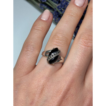 925 Sterling Silver Onyx & Marcasite Ring Size 5