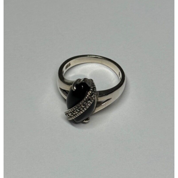 925 Sterling Silver Onyx & Marcasite Ring Size 5
