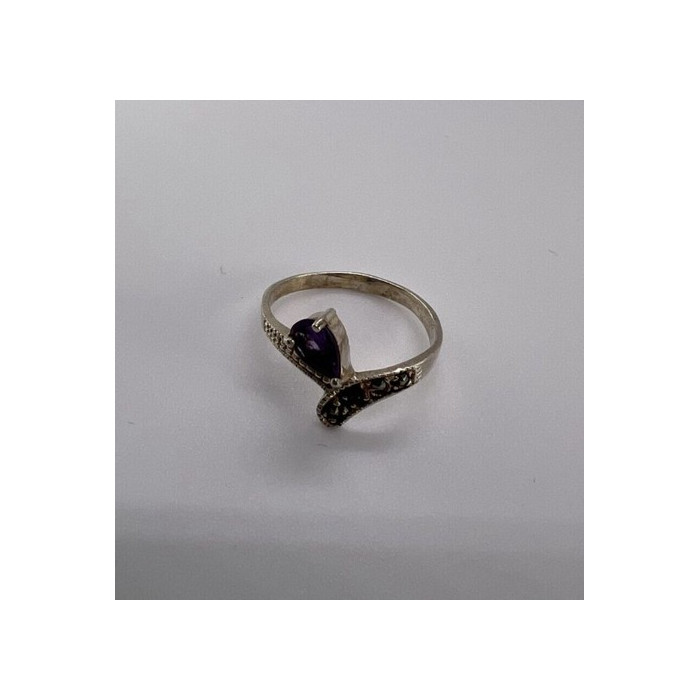 925 Sterling Silver With Amethyst & Marcasite Ring Size 5.5