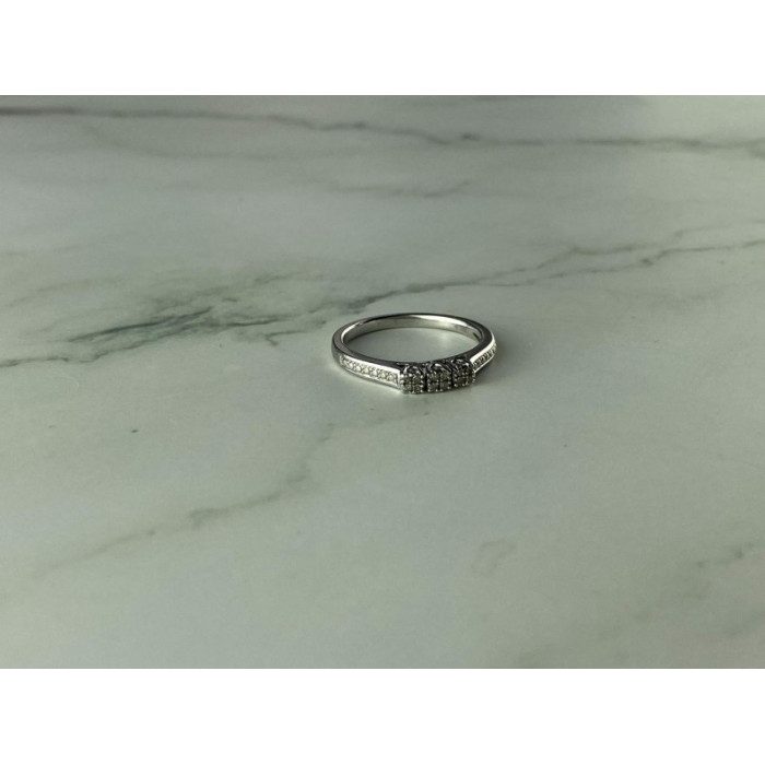 925 Sterling Silver White Topaz Ring Size 6.5