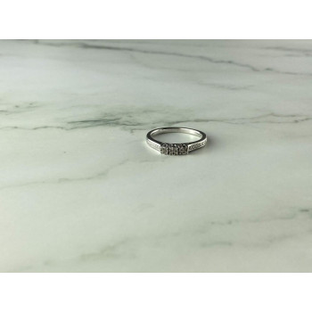 925 Sterling Silver White Topaz Ring Size 6.5