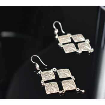 Vintage 925 Sterling Silver Earrings