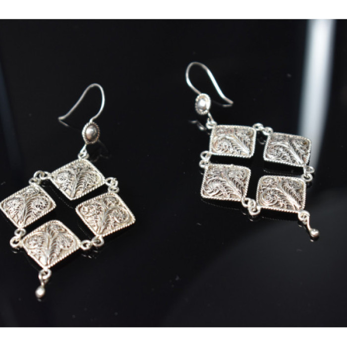 Vintage 925 Sterling Silver Earrings