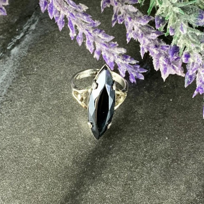 925 Sterling Silver Hematite Ring Size 5.5