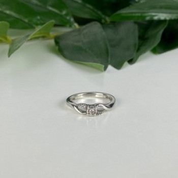 925 Sterling Silver White Sapphire Ring Size 6.5
