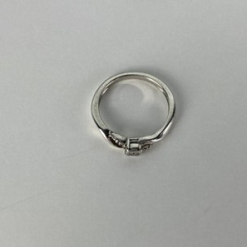 925 Sterling Silver White Sapphire Ring Size 6.5