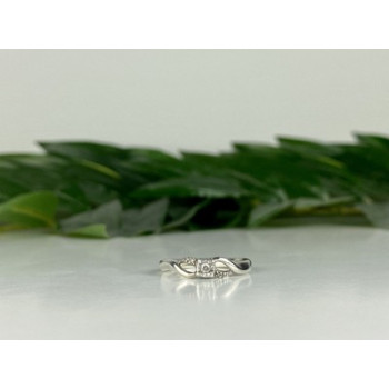 925 Sterling Silver White Sapphire Ring Size 6.5