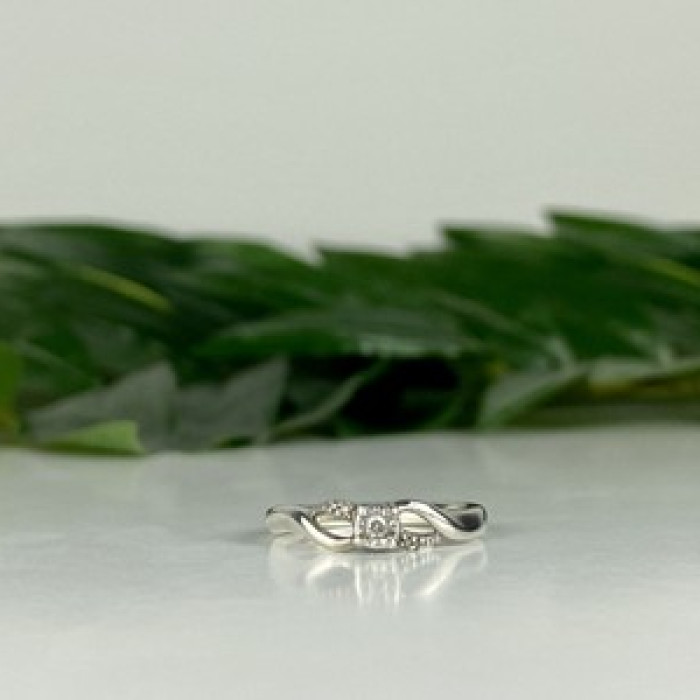 925 Sterling Silver White Sapphire Ring Size 6.5