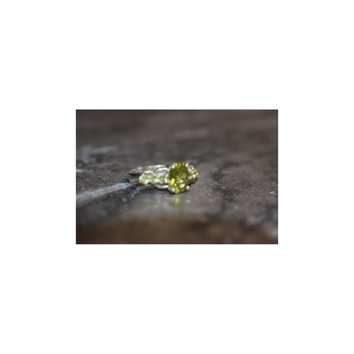 925 Sterling Silver Peridot & Tsavorite Ring Size 6.5