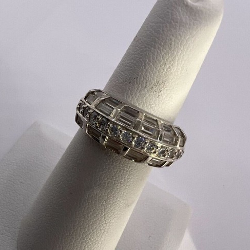 925 Sterling Silver & CZ Ring Size 5