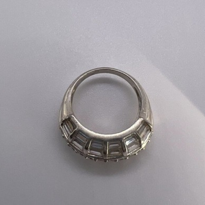 925 Sterling Silver & CZ Ring Size 5