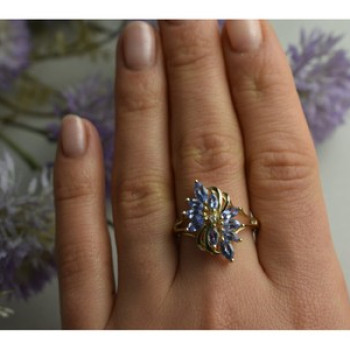 14K Yellow Gold Tanzanite & Diamond Ring Size 10