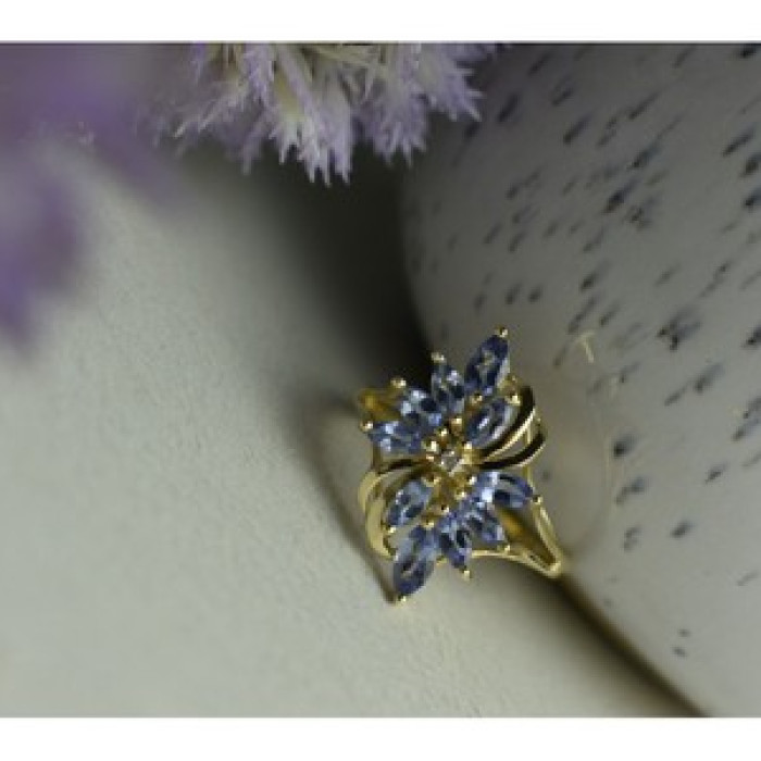 14K Yellow Gold Tanzanite & Diamond Ring Size 10