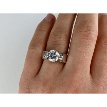 925 Sterling Silver CZ Ring Size 7