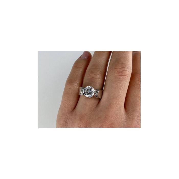 925 Sterling Silver CZ Ring Size 7