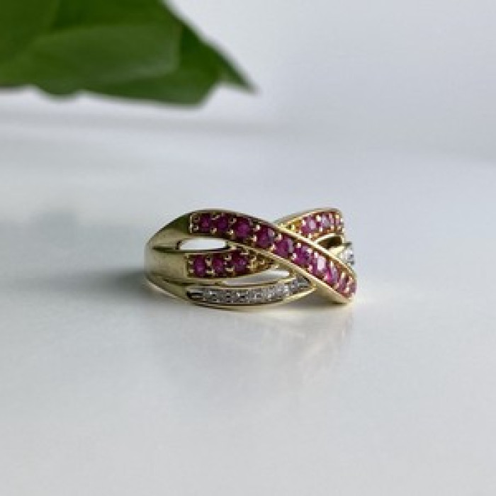 10K Yellow Gold Ruby & White Sapphire Ring Size 10