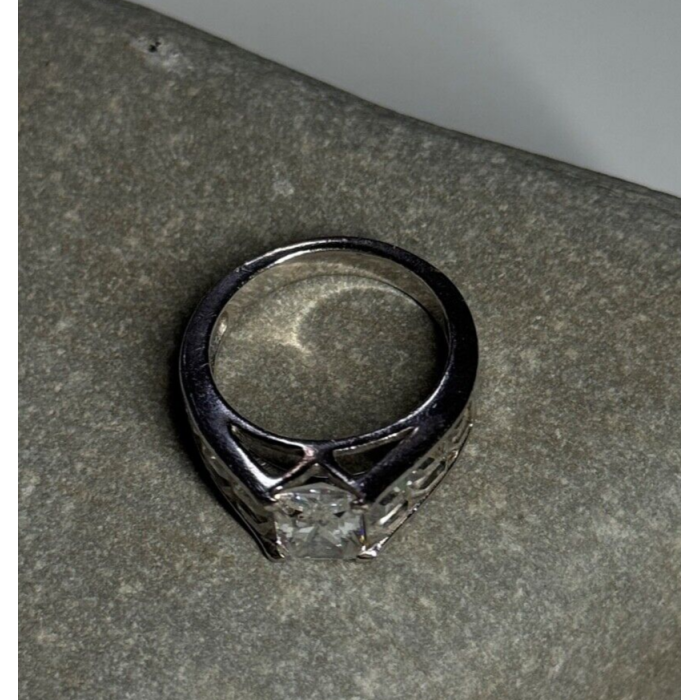 925 Sterling Silver CZ Ring Size 5
