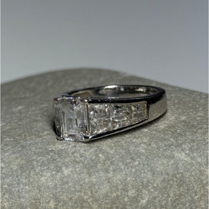 925 Sterling Silver CZ Ring Size 5